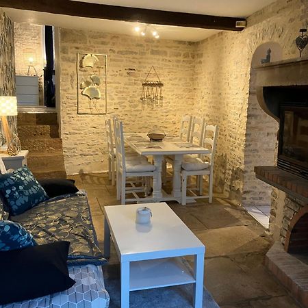 Charmante Maison En Pierres Precy-le-Sec Exteriér fotografie