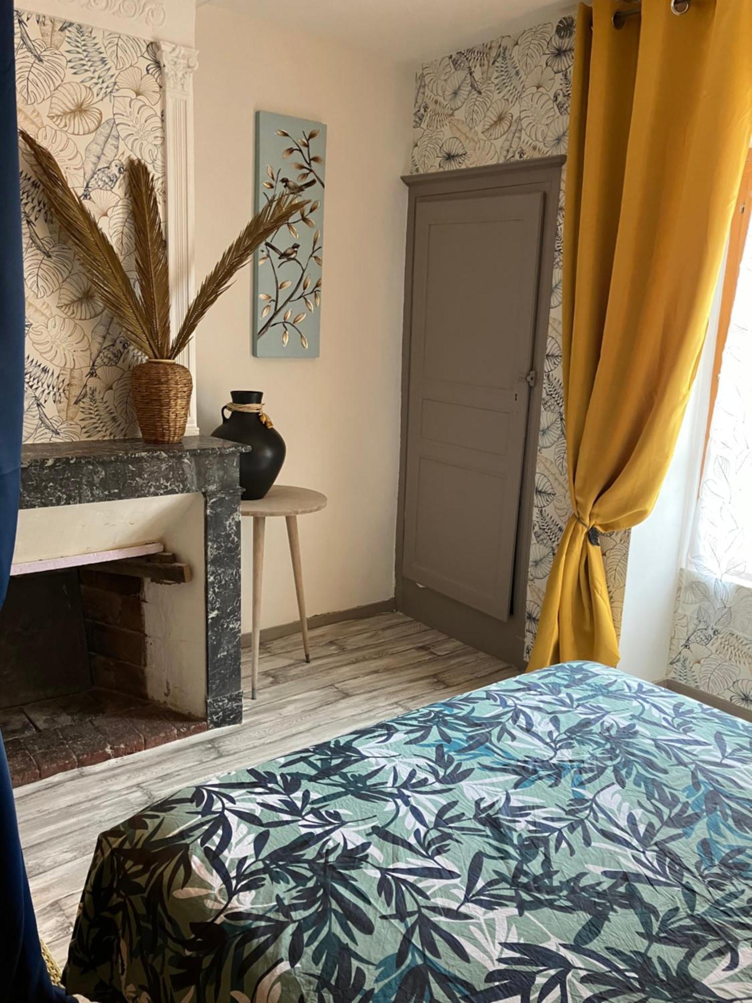 Charmante Maison En Pierres Precy-le-Sec Exteriér fotografie